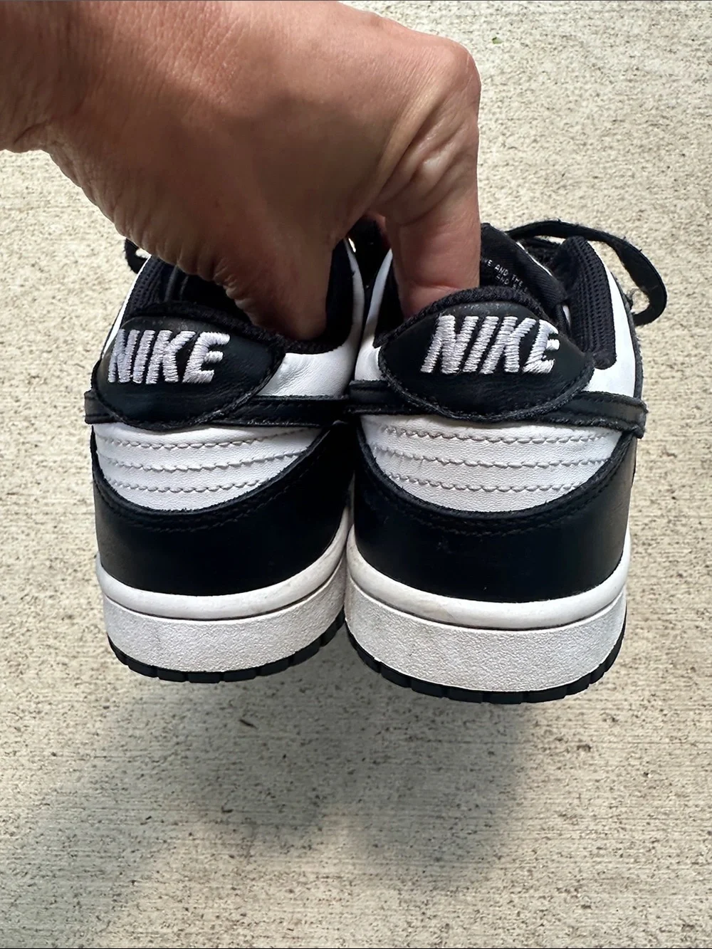 Nike panda dunks size 6
